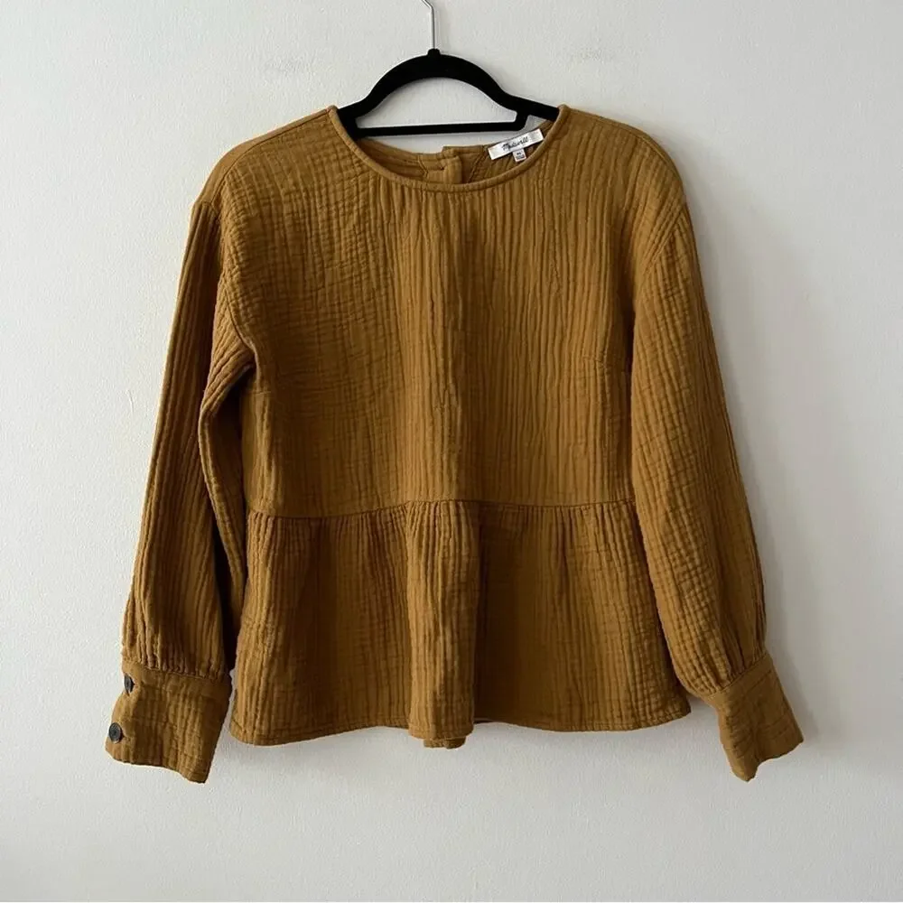 Madewell Lightspun Button-Back Peplum Top
